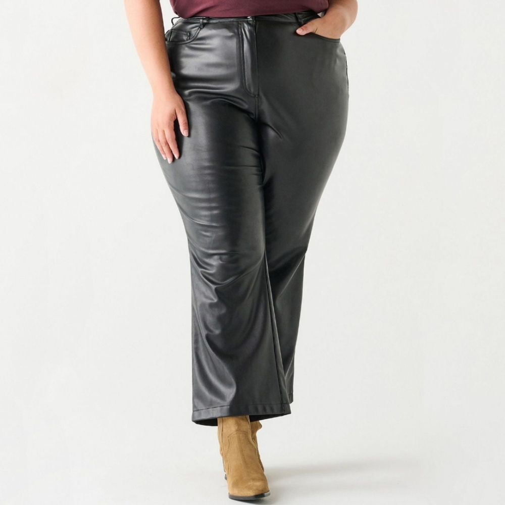 Black Tape_ NEW Black Faux Leather Pockets Zipper Ankle Soft Inside Plus Size 2X